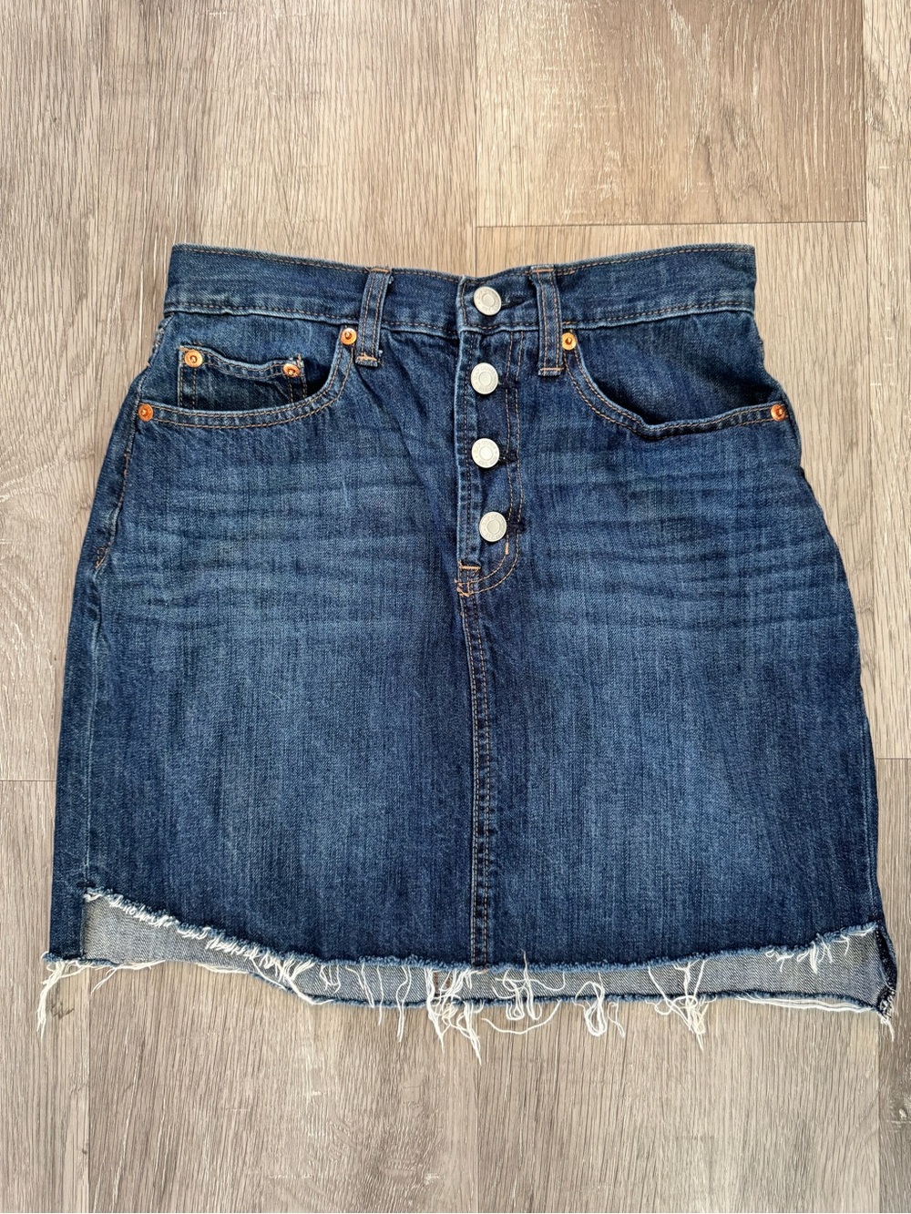 Gap Denim Skirt Size 26 Medium Wash 100% Cotton Raw Frayed Hem
